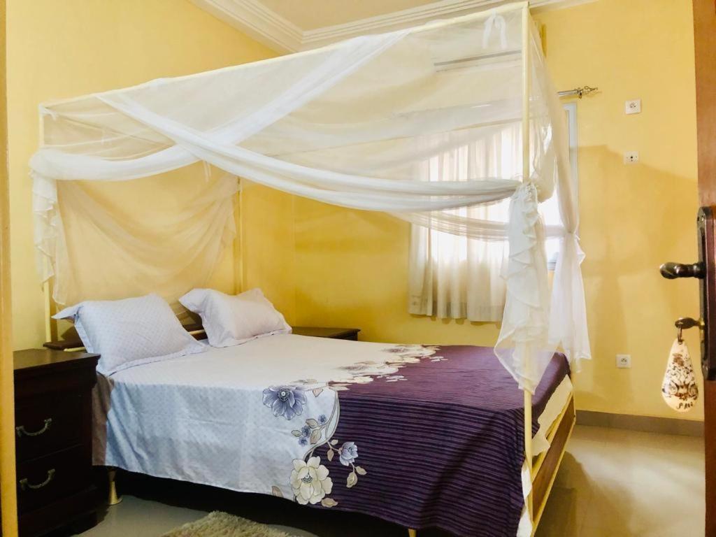 Hotel Toolbi Niaga Extérieur photo